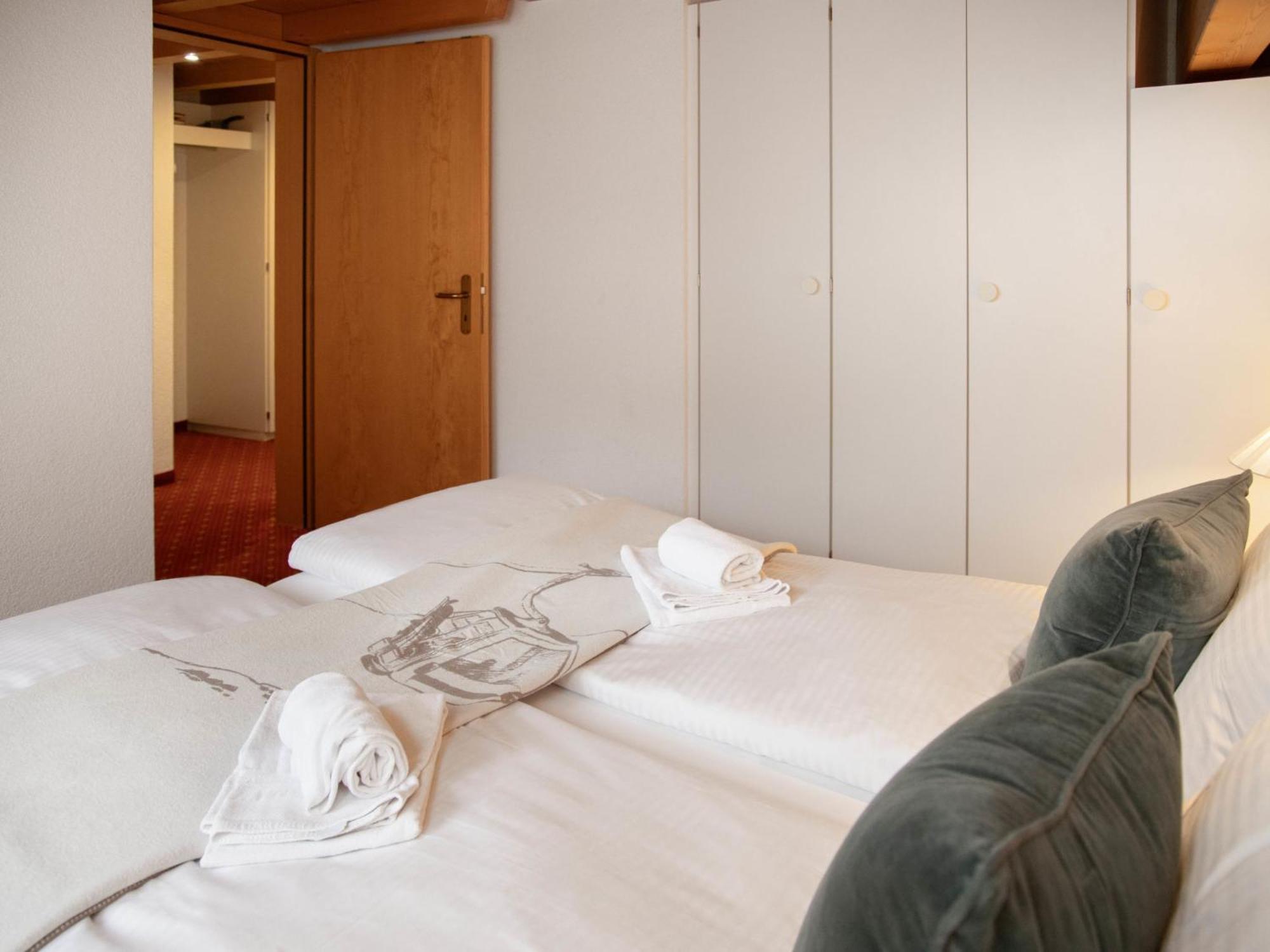 Apartment Apartment Chalet Abendrot Apartments-19 By Interhome *